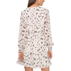 Discount 🤩 Vince Camuto 👩 Women's Metallic Tie-Back Sleeveless Blouse Rich Black 👍