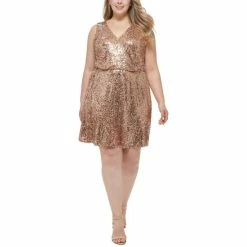 Brand new ๐ฅฐ Vince Camuto Plus Size Sequined Sleeveless V-Neck ๐ Dress Rog โ